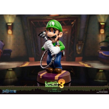 Figura Luigi de Luigi's Mansion Super Mario Bros Estatua 20 cms