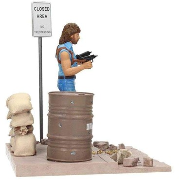 Figura Matt Hunter Invasion USA Chuck Norris Lujo Diorama 18 cms   