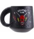 Taza Hellfire Club Stranger Things Relieve Cerámica 400 mls + Sticker