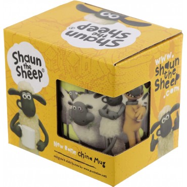 Taza La Oveja Shaun Rebaño Sobre Fondo Verde Porcelana 350 mls