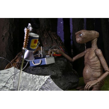 Figura E.T. Deluxe con Pecho Iluminación LED 40 Aniversario Articulada 12 cms