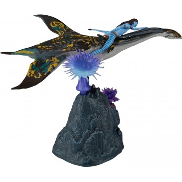 Figura Neteyam & Ilu Avatar con Peana Coral 16 cms