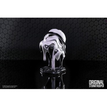 Figura Escultura Casco Stormtrooper Demasiado Caliente 23 cms