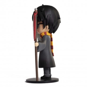 Figura Harry Potter con Hedwig y Estandarte Gryffindor 15 cms
