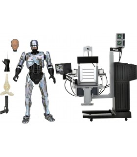 Figura Ultimate Robocop Battle Damaged Con Silla Articulada 18 cms