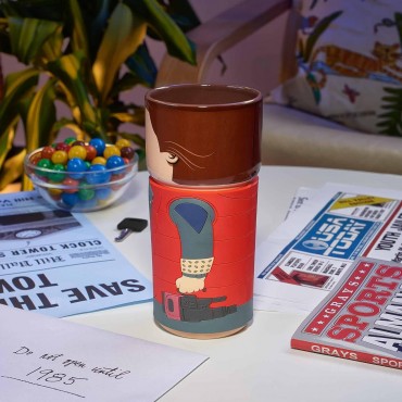 Taza Con Forma De Marty McFly Regreso Al Futuro Cerámica 400 mls