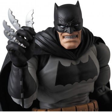 Figura Batman The Dark Knight Returns DC Articulada 16 cms